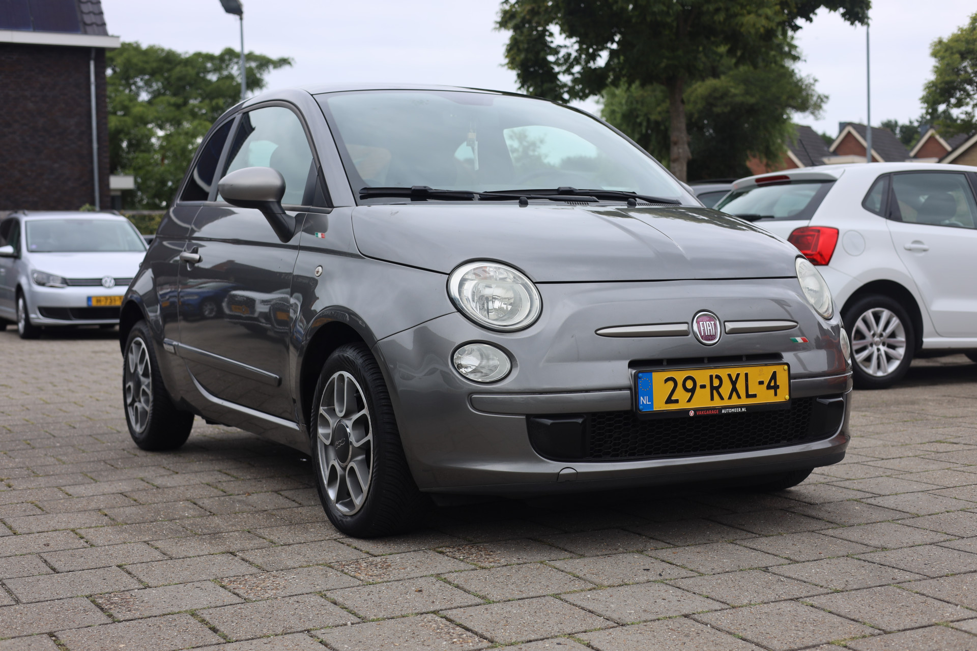 46631069-1.jpg