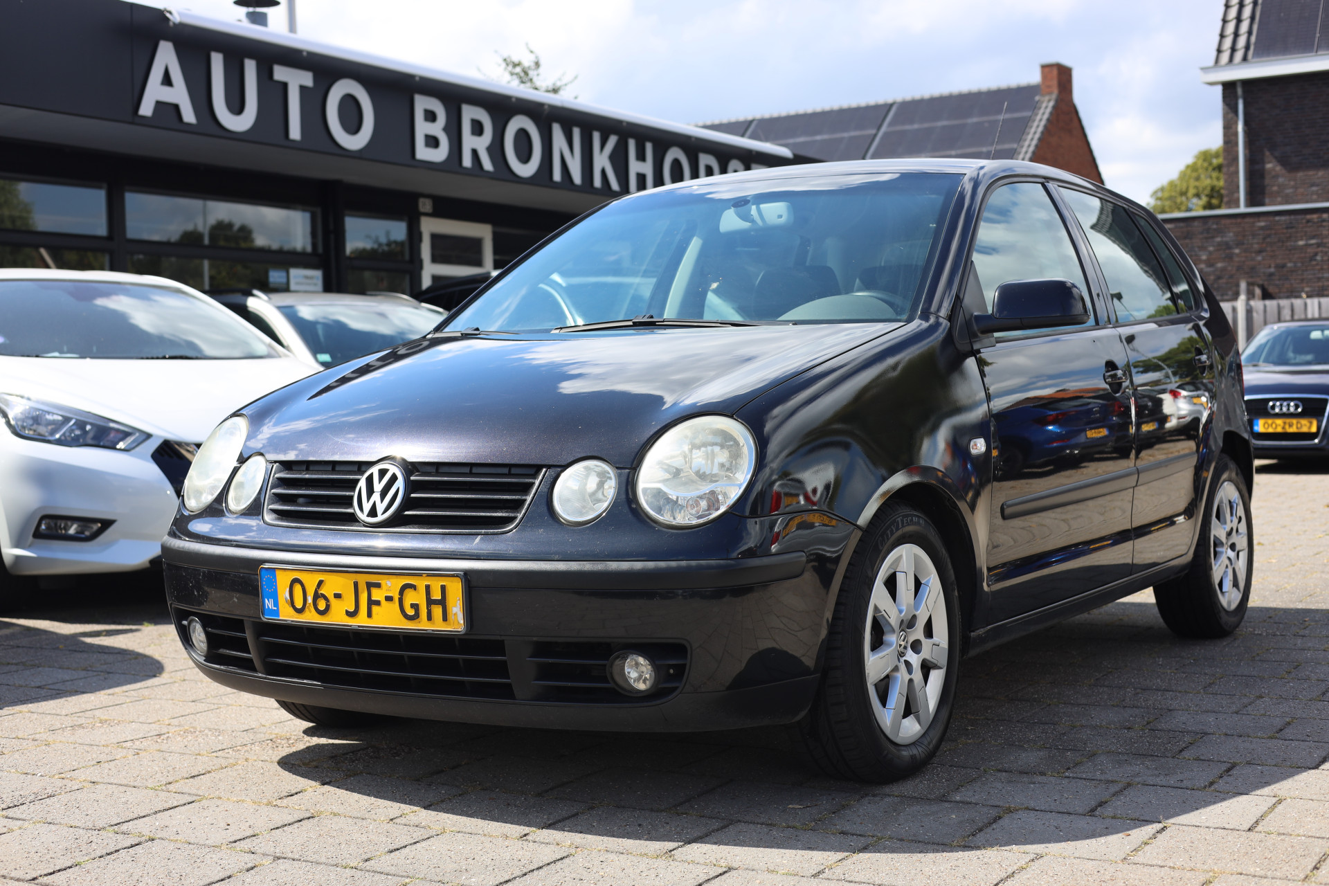 47199615-0.jpg