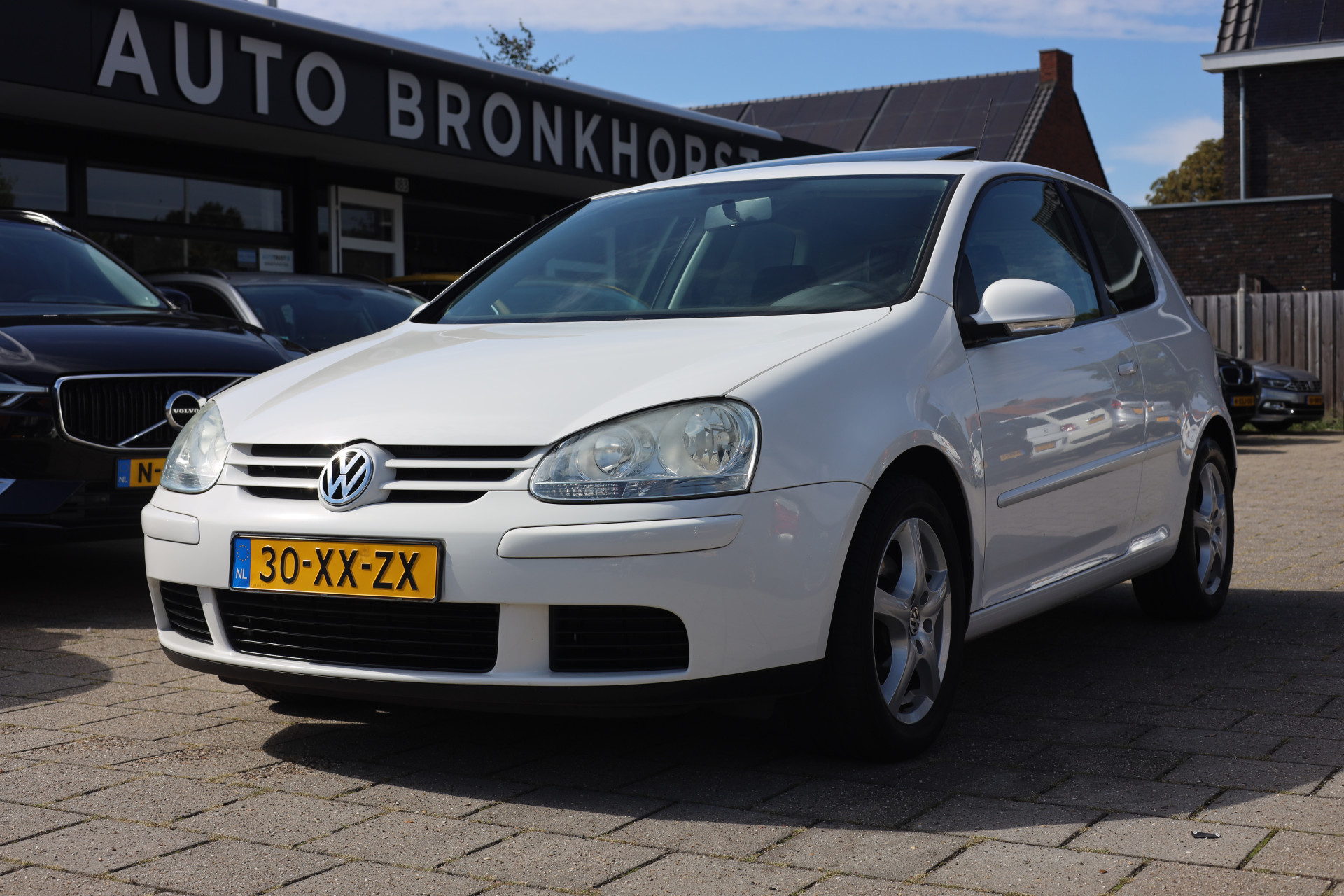 47516933-0.jpg