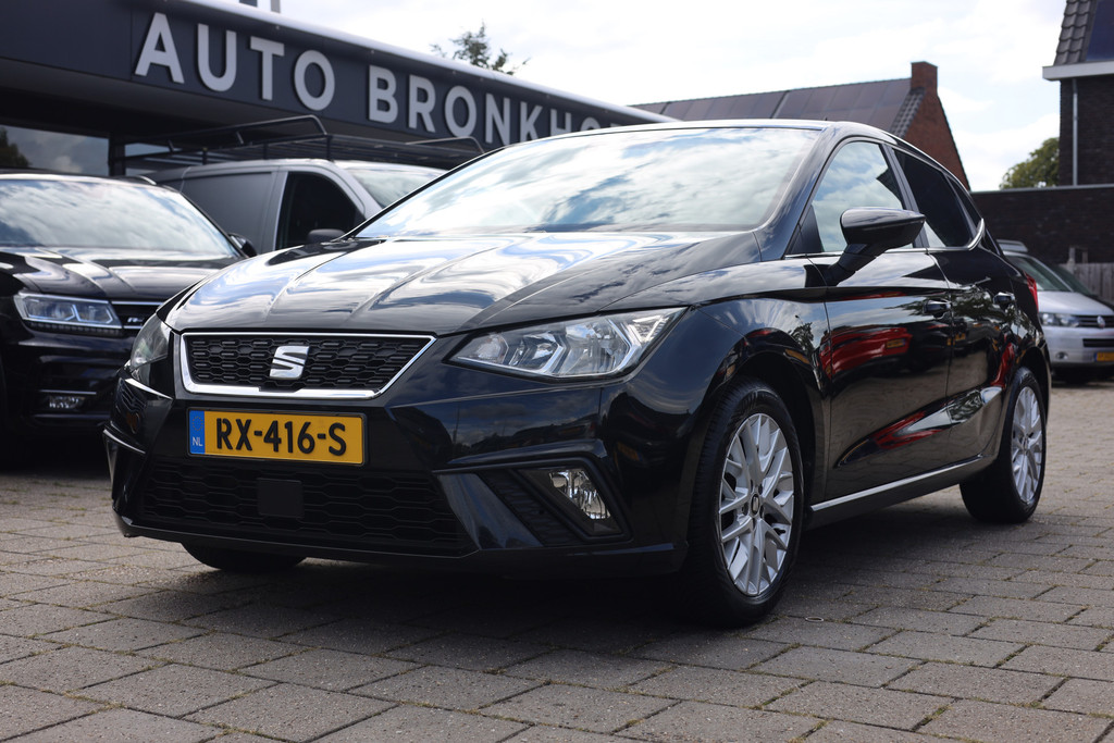 56633848-0.jpg