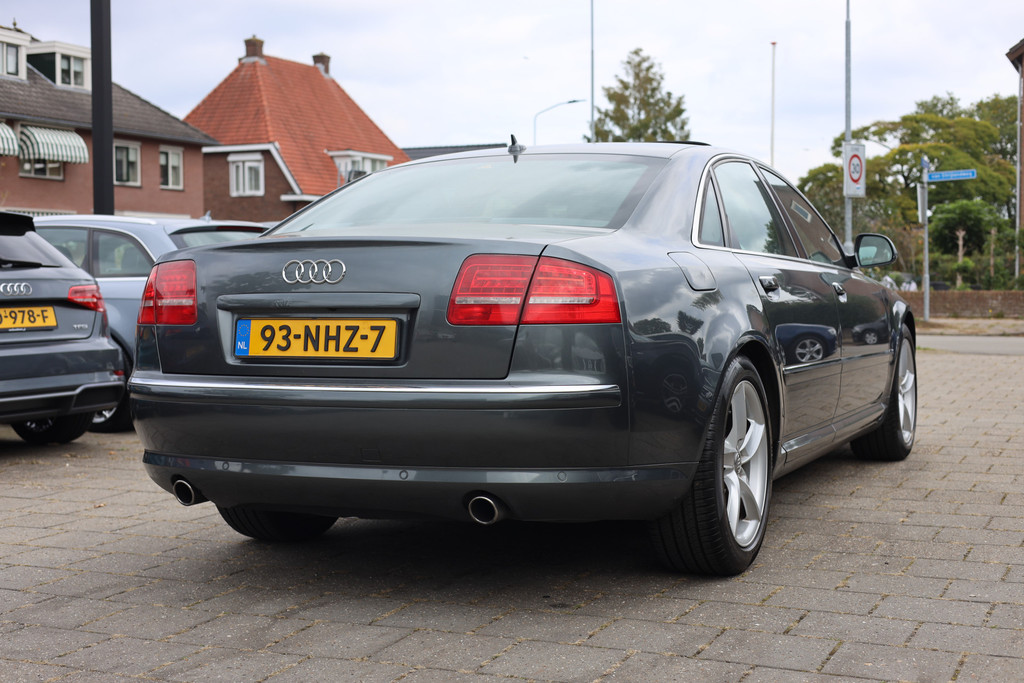 56835094-1.jpg